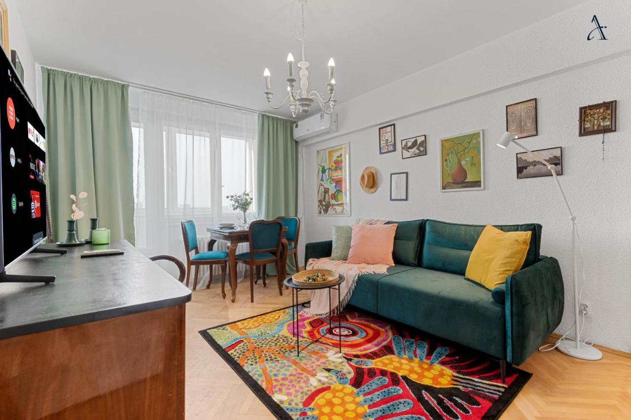 1Bdr Apartment Perla 225 Bukares Bagian luar foto